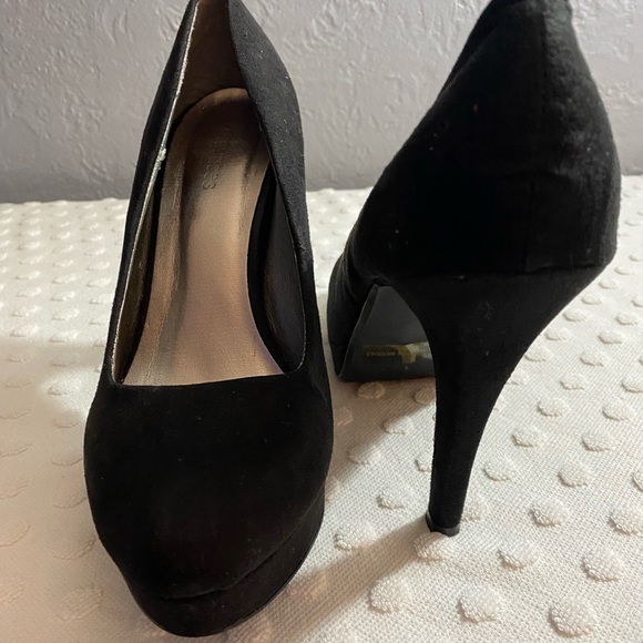 MAURICES Black Suede Platform pump - Picture 4 of 16